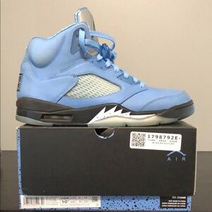 Jordan 5 UNC Blue